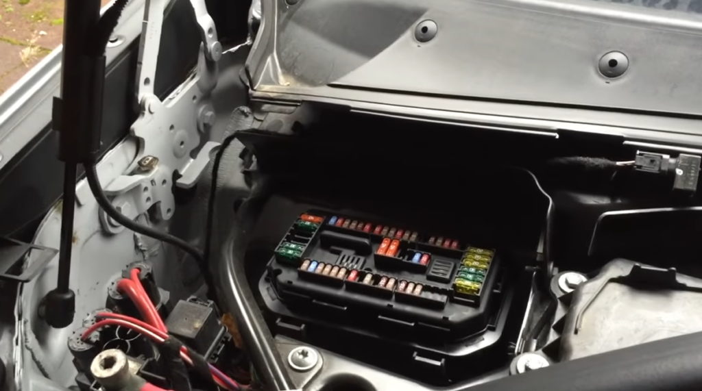 Fuse box diagram - BMW 3-Series and 4-Series Forum (F30 / F32)