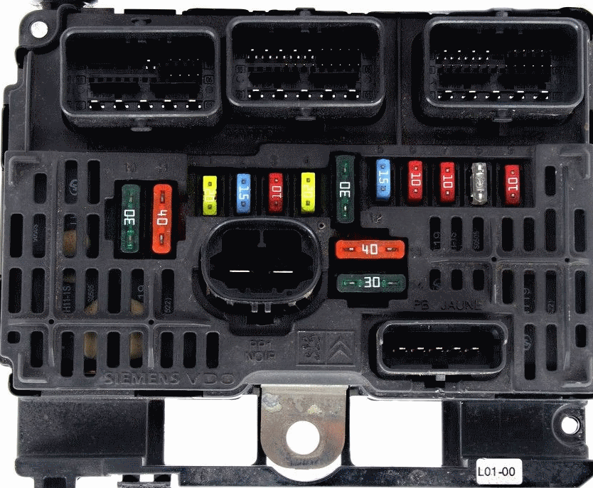 Fuse box diagram Peugeot 407 and relay with assignment and location