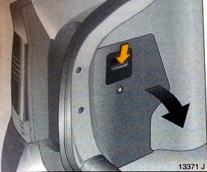 Access to the unit in the trunk