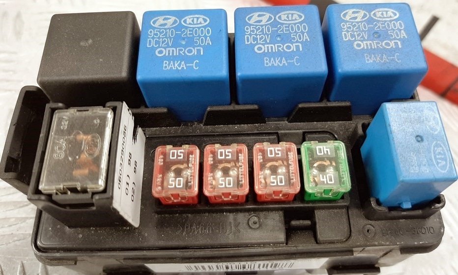 Fuse relay box diagram Hyundai Sonata NF with assignment and location