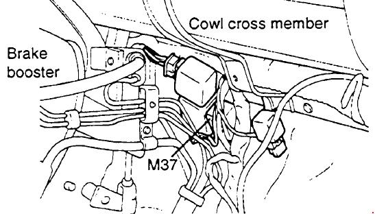 Fuel filter relay 37