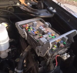 Fuse box diagram Chevrolet Silverado (2007 – 2013) relay with