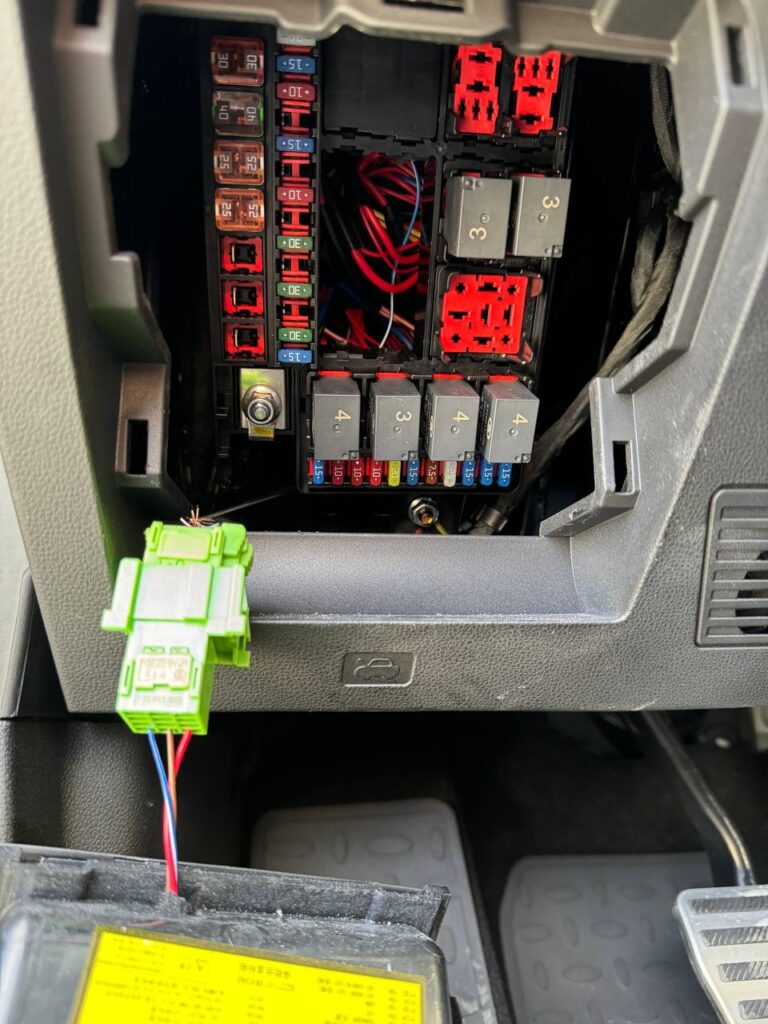 photo fuse box